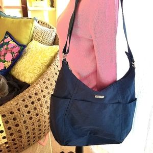 Bagallini Everywhere Hobo style tote